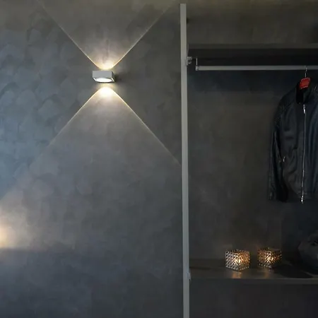 Suite28 برينديسي